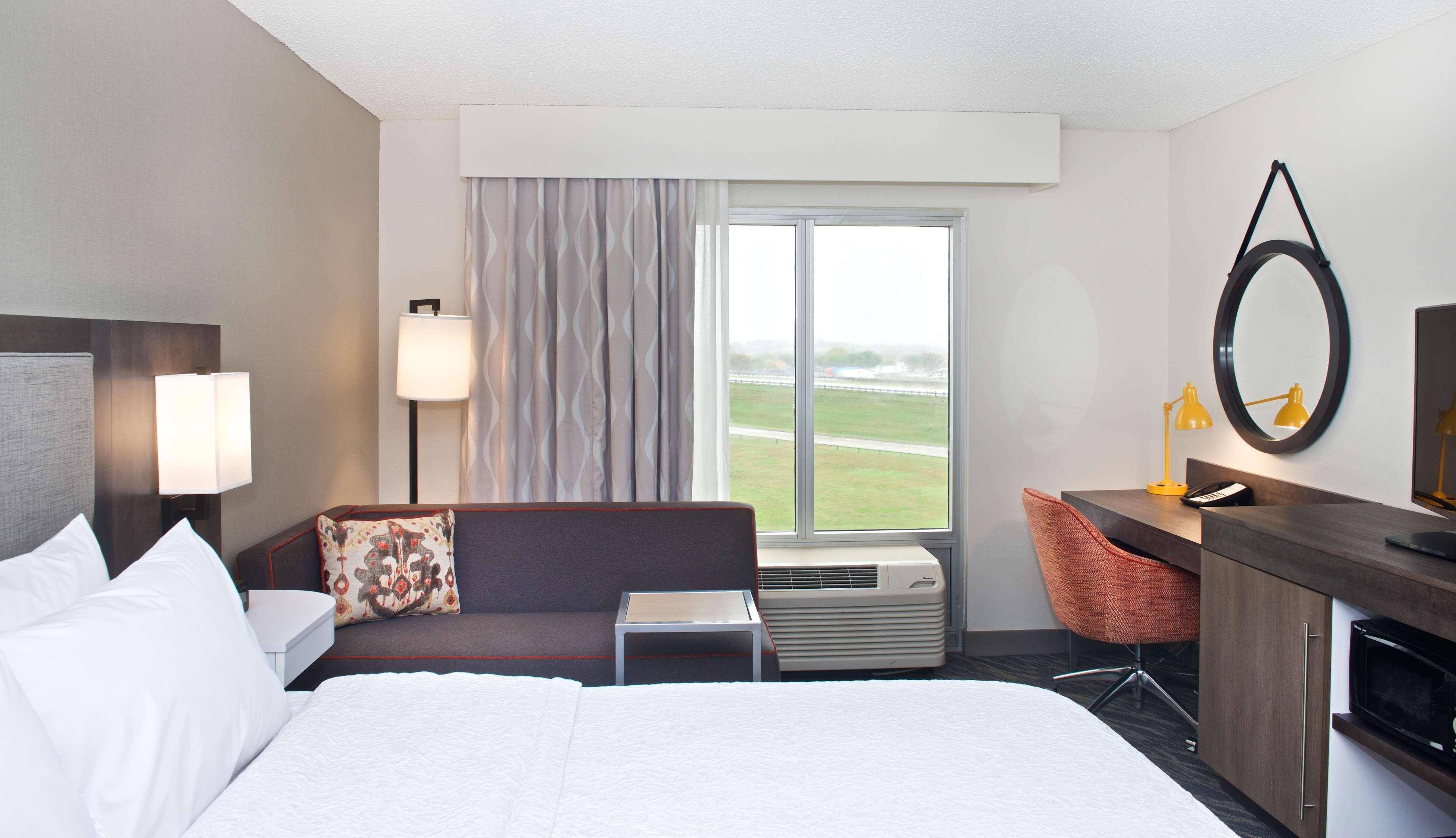Hampton Inn & Suites N Ft Worth-Alliance Airport Роаноук Екстериор снимка