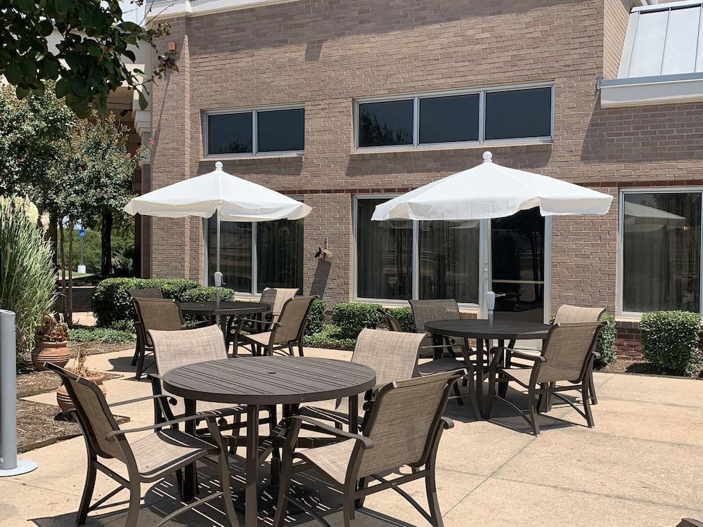 Hampton Inn & Suites N Ft Worth-Alliance Airport Роаноук Екстериор снимка